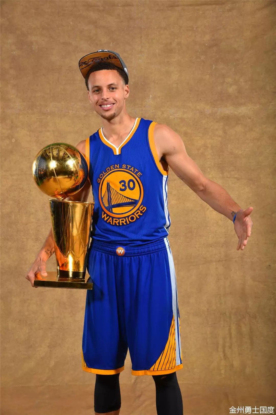 把球送到逆 把球送到逆